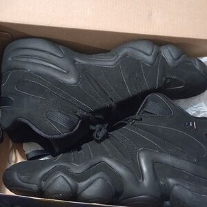 Crazy 8 Black Athletic Shoes with Sleek Design